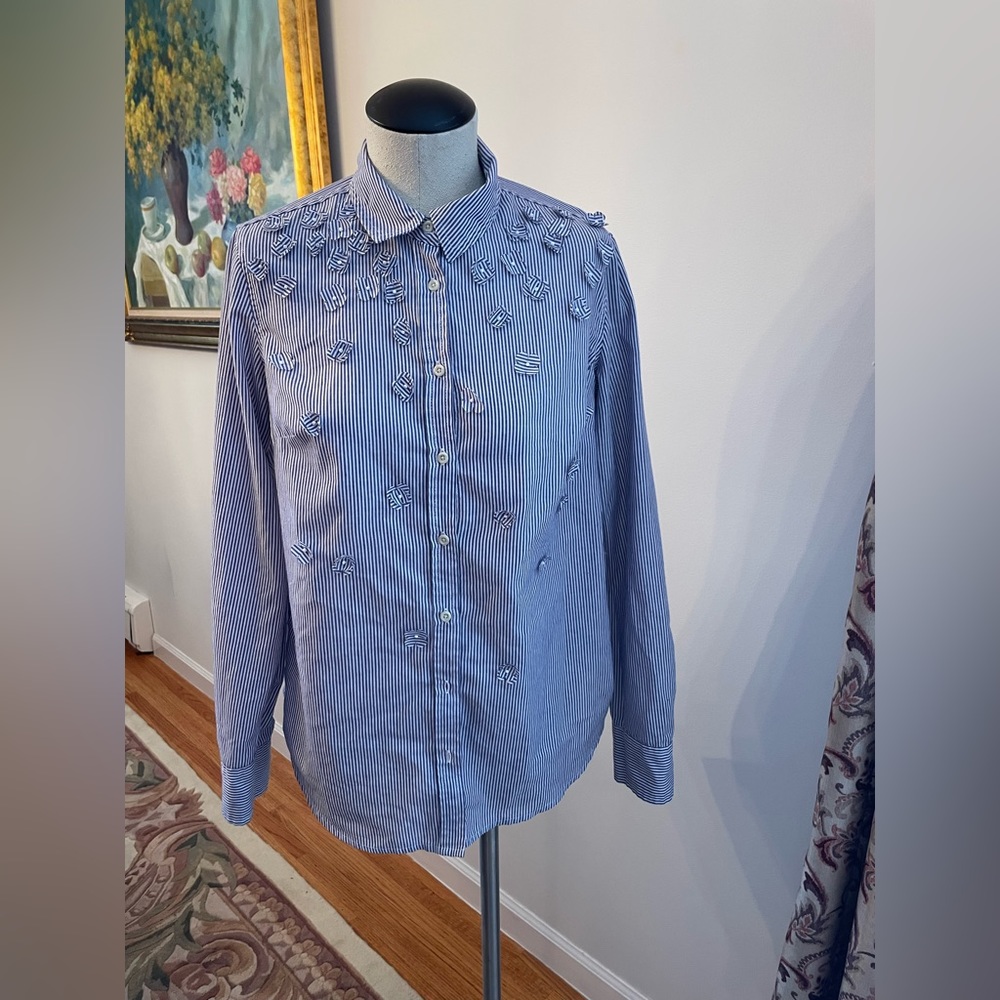 Flower Appliqué Button Up Blouse 🌸